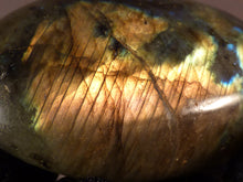 Labradorite Freeform Palm Stone - 60mm, 94g